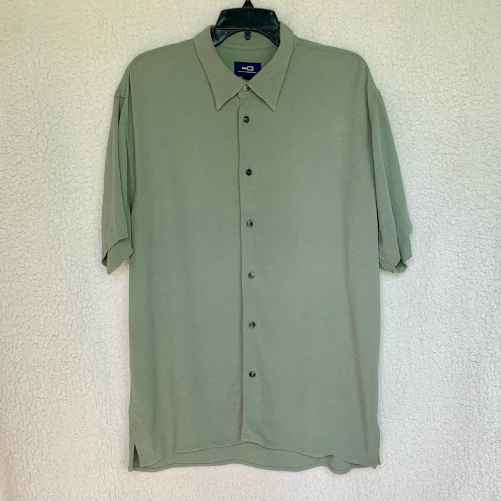 EUC luxury Wilke-Rodriguez textured sage short-sleeve, button-down, collar shirt